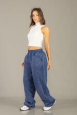 Pantalón palazo procesado liso color azul - foto 3