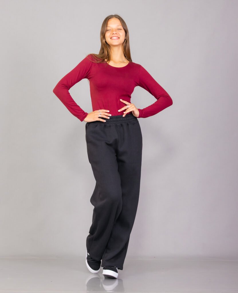 Pantalón palazo de friza peinado - foto 4