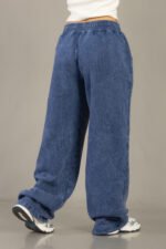 Pantalón palazo procesado liso color azul - foto 9